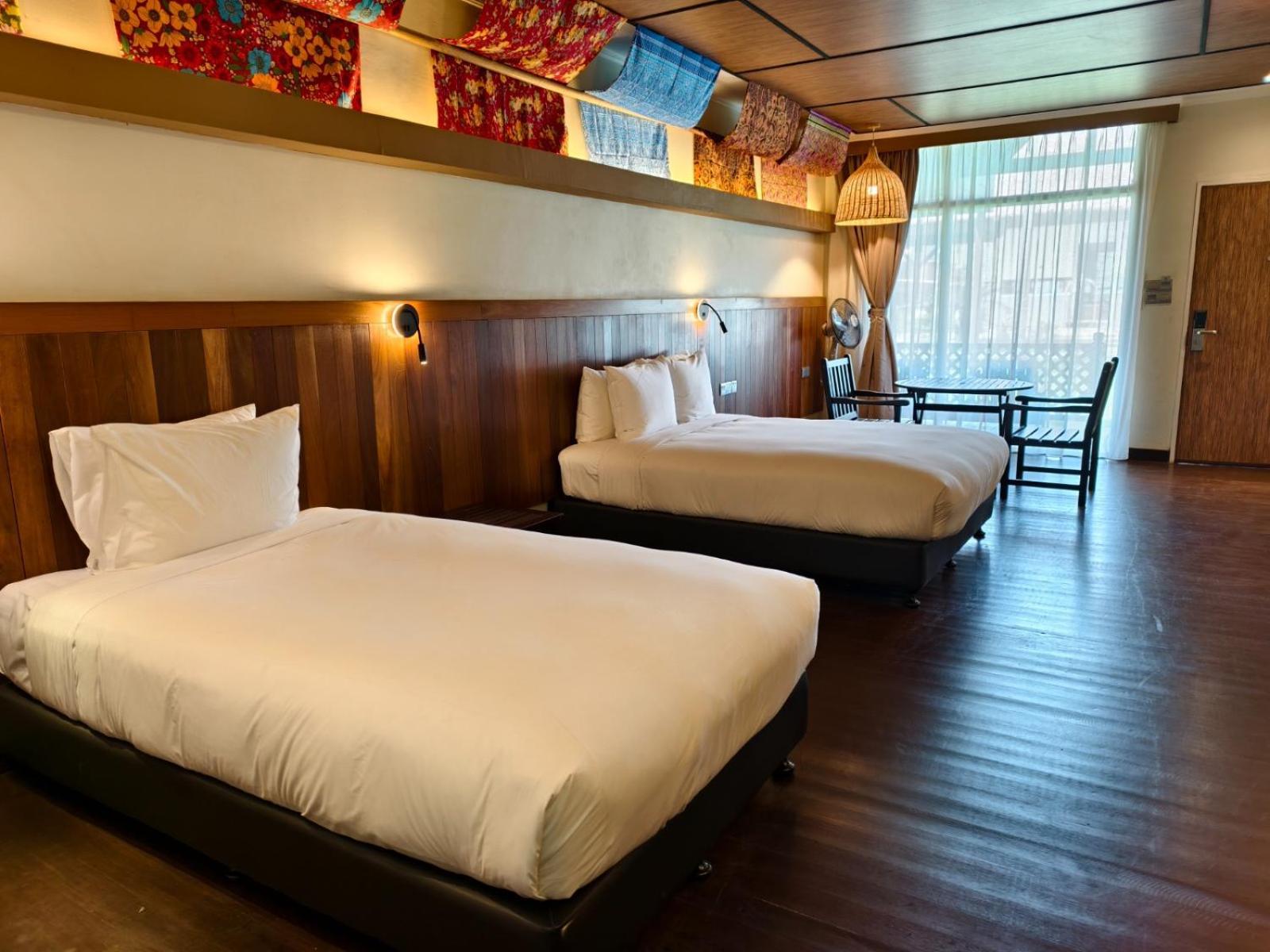 Borneo Beach & Mangrove Resort Tuaran Exterior foto